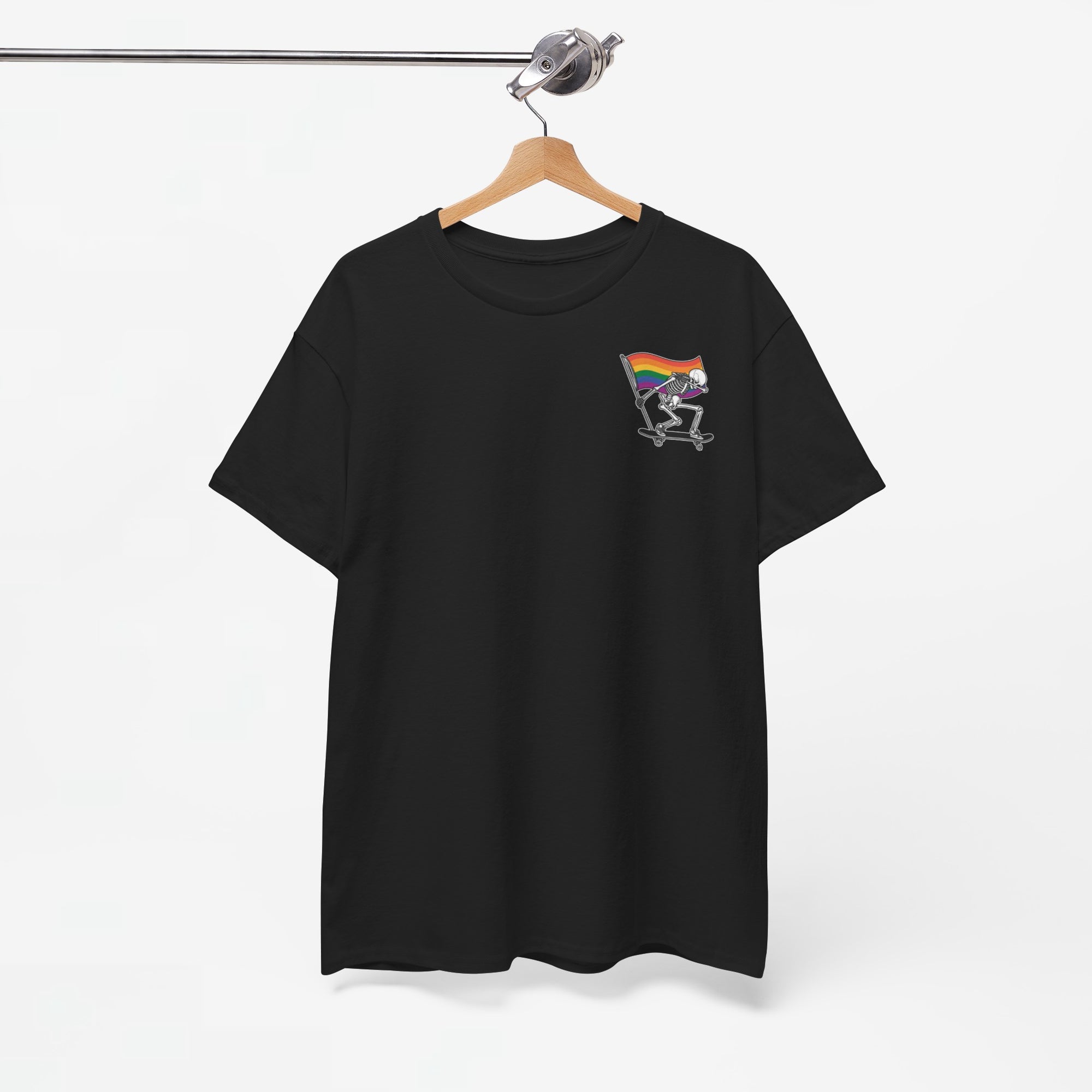 Gay Pride T-shirt - Skelet Pride Regenboog Flag - Back Print - Oversized #71