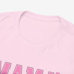 Roze oversized T-shirt met ronde hals en gedeeltelijke opdruk MAMA² met hondjes.