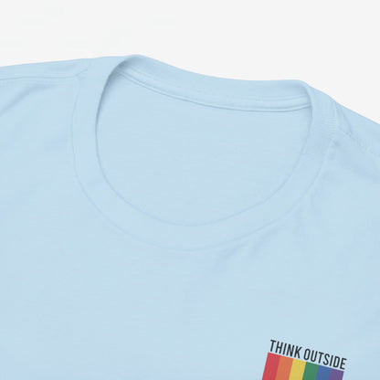 Gay Pride T-shirt - Think Outside The Box (zwarte tekst) - Back Print - Oversized #29