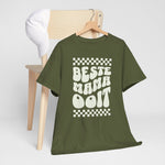 T-shirt in legergroen met witte opdruk “BESTE MAMA OOI” op de borst