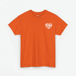 Oversized Koningsdag T-shirt voor dames, oranje stof met klein wit borstlogo en ronde hals.