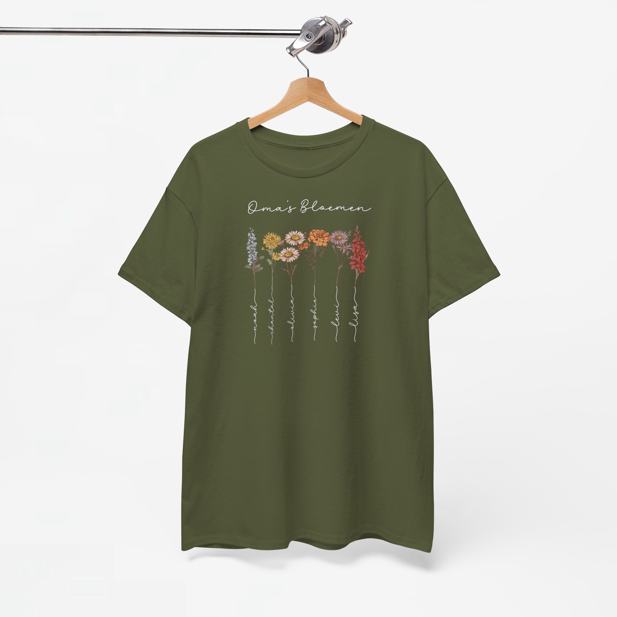 Gepersonaliseerde Moederdag Mama Cadeau - T-shirt - Oma's Bloemen met namen en geboortemaand bloemen (witte tekst)