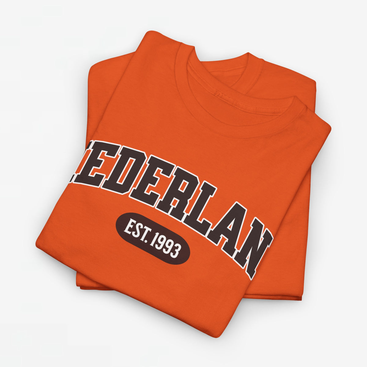 Oranje t-shirt met grote NEDERLAND-tekst en EST.1993 onderlogo