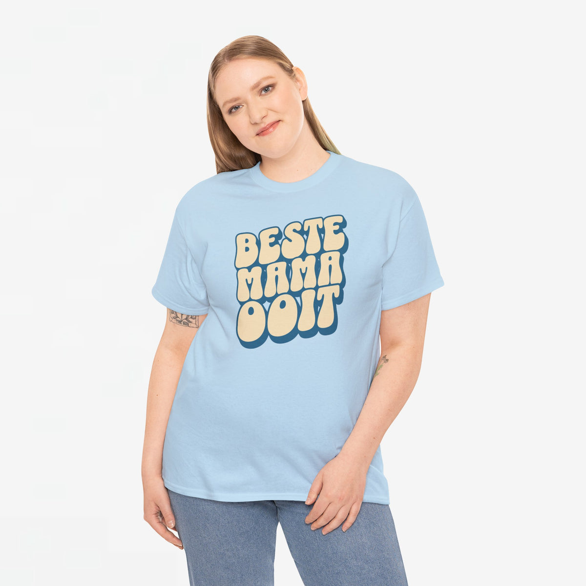 Lichtblauwe oversized T-shirt met grote borstprint “BESTE MAMA OOIT”