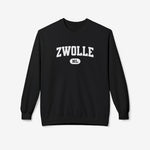 Zwarte varsity sweater met ronde hals en lange mouwen, opdruk “ZWOLLE NL”.