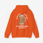 Oranje hoodie met capuchon en backprint van bierglas met tekst 'Retourneren'