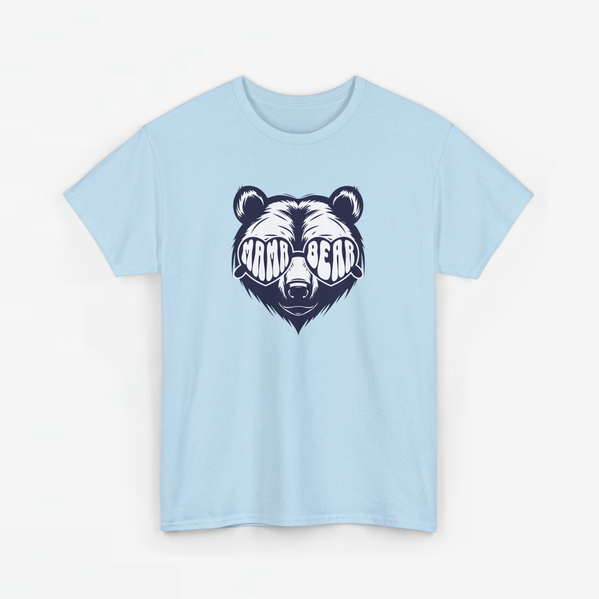 Lichtblauwe oversized T-shirt met zwart beermotief en 'MAMA-BEAR' op de borst