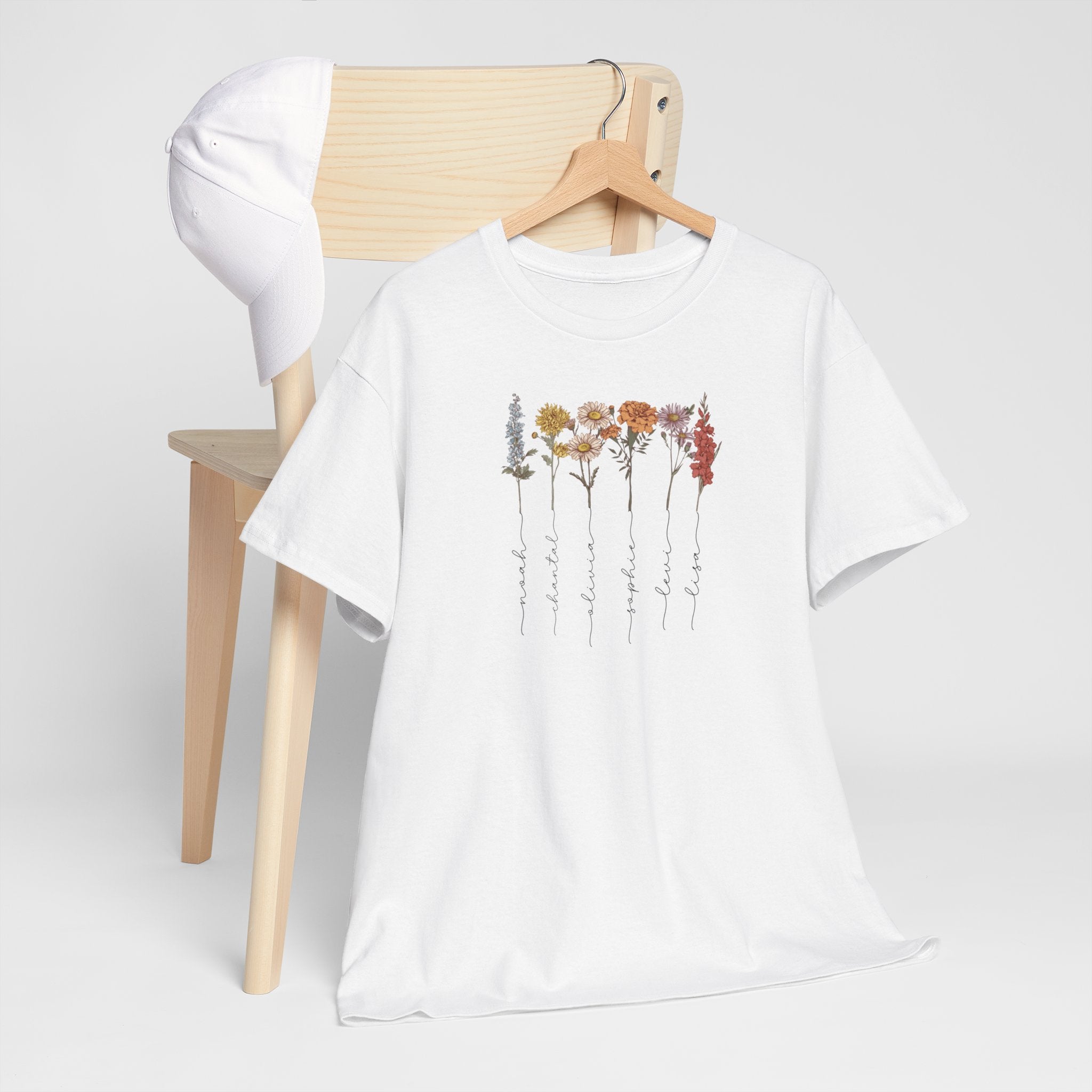 Gepersonaliseerde Moederdag Mama Cadeau - T-shirt - Geboortemaand bloemen met namen