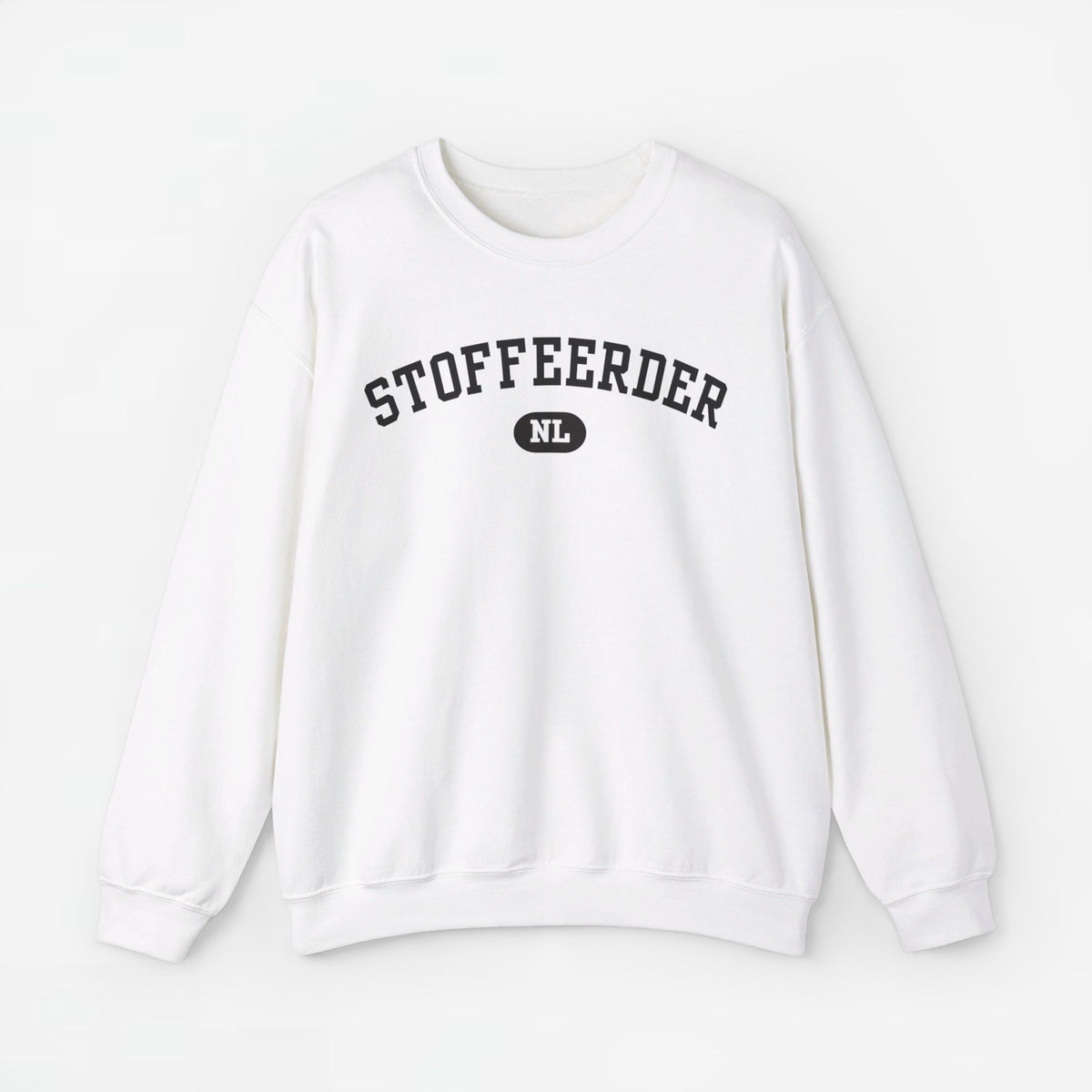 Sweater met lange mouwen, witte kleur, STOFFEERDER print op de borst.