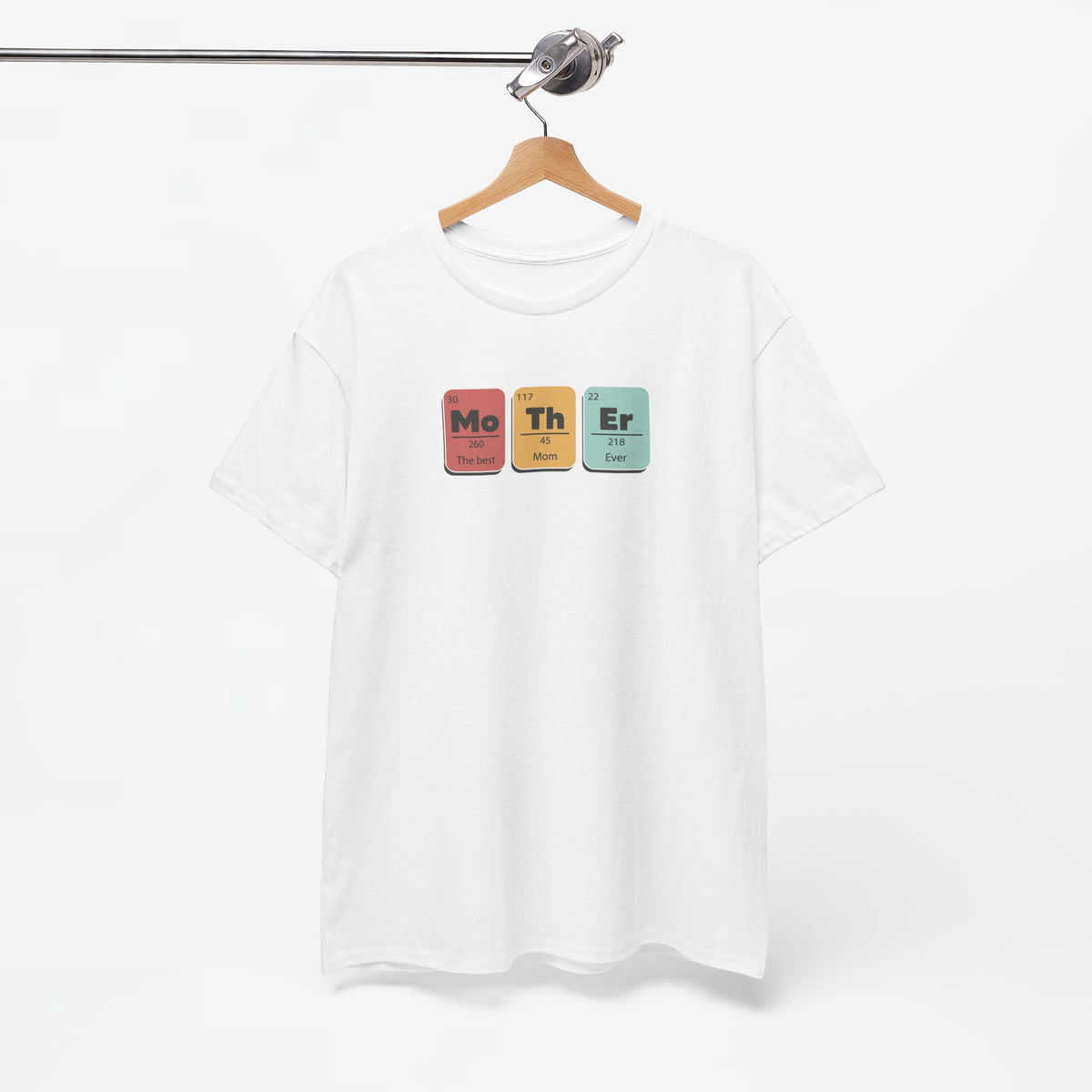 Wit oversized T-shirt met ronde hals en periodiek-systeemprint op de borst