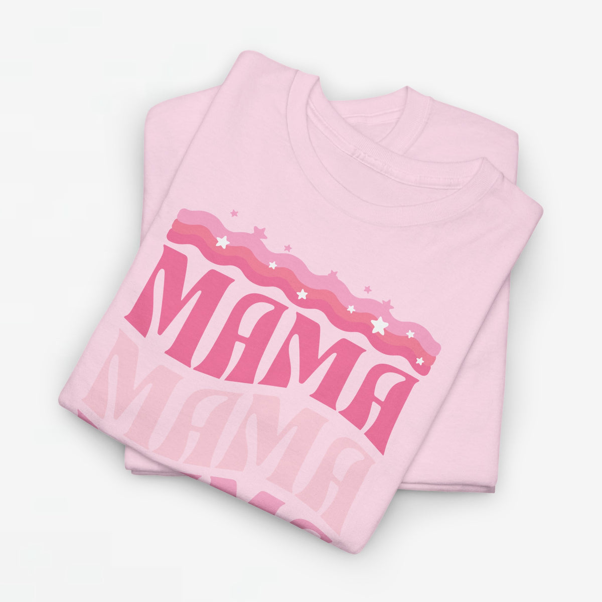 Oversized T-shirt in lichtroze met roze “mama” print aan de voorkant.
