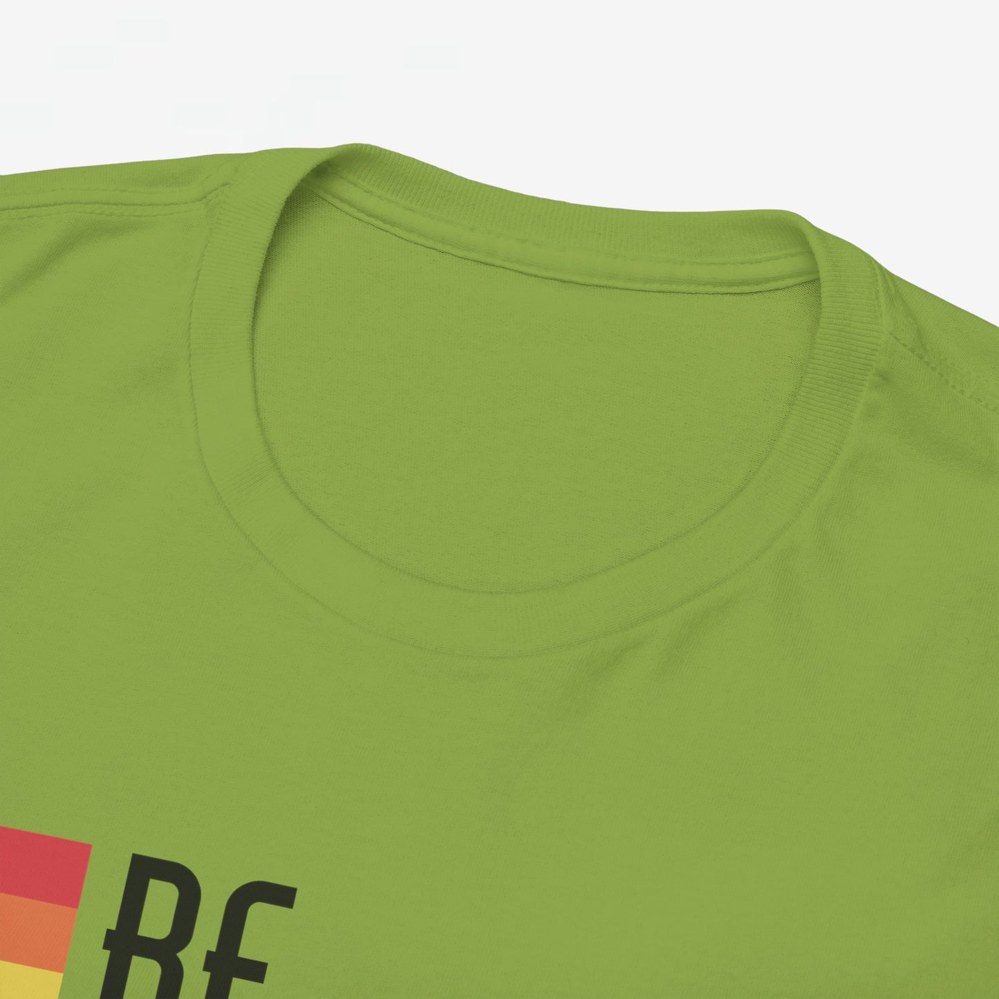 Gay Pride T-shirt - Be Yourself (zwarte tekst) - Oversized #25