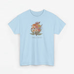 Lichtblauw T-shirt met ronde hals en bloemenboeketprint op de borst