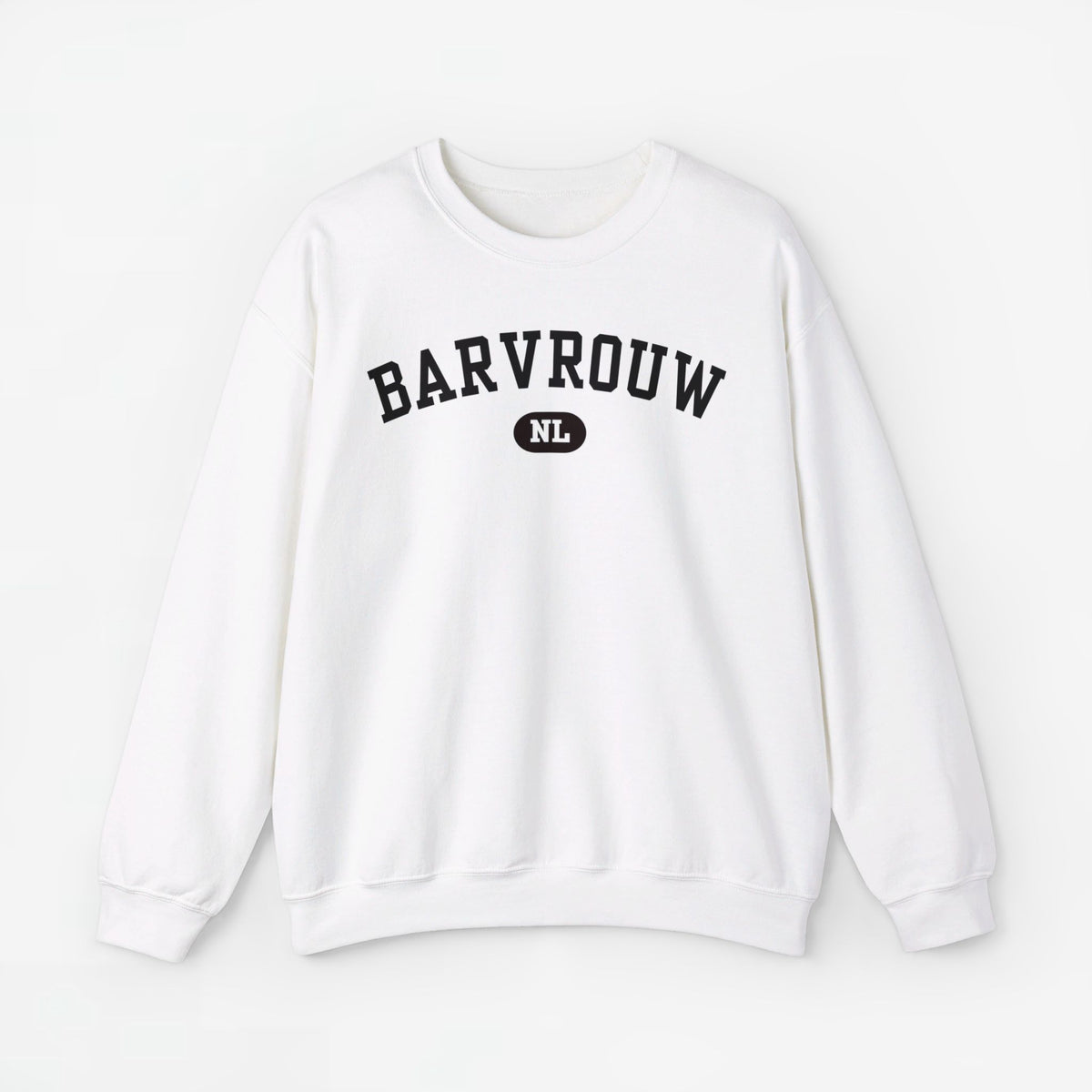 Witte trui met ronde hals en zwarte 'BARVROUW' print met 'NL'