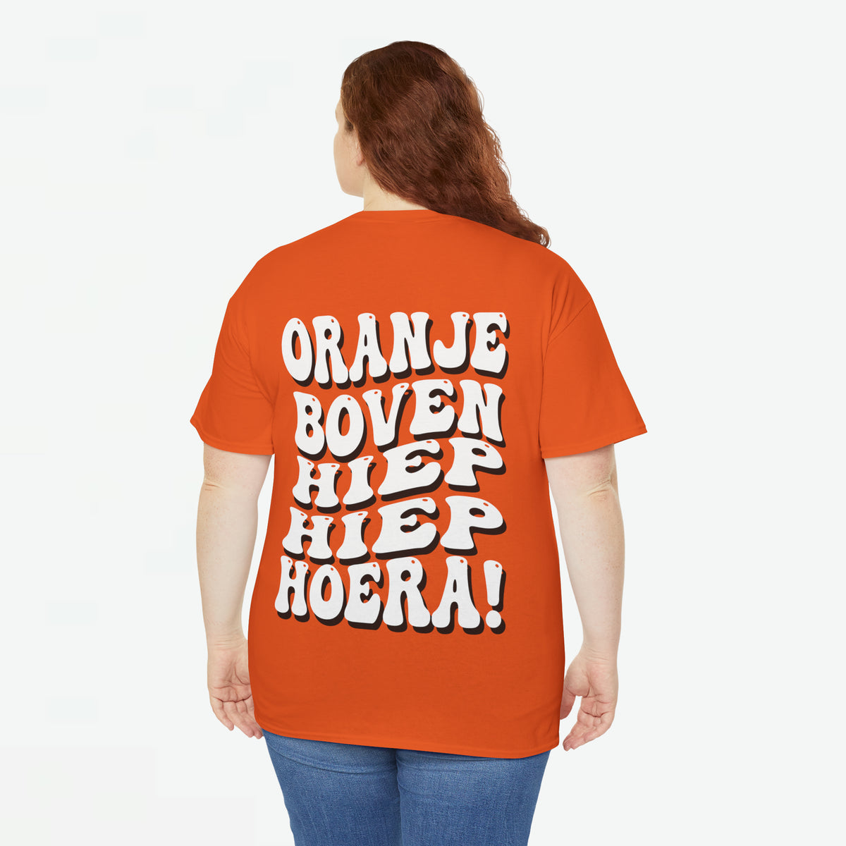 Oranje T-shirt met grote tekstprint 'ORANJE BOVEN HIEP HOERA!' achterop