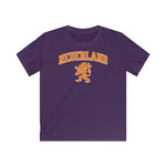Paarse kinder voetbalshirt met NEDERLAND-logo en leeuwembleem op de borst.