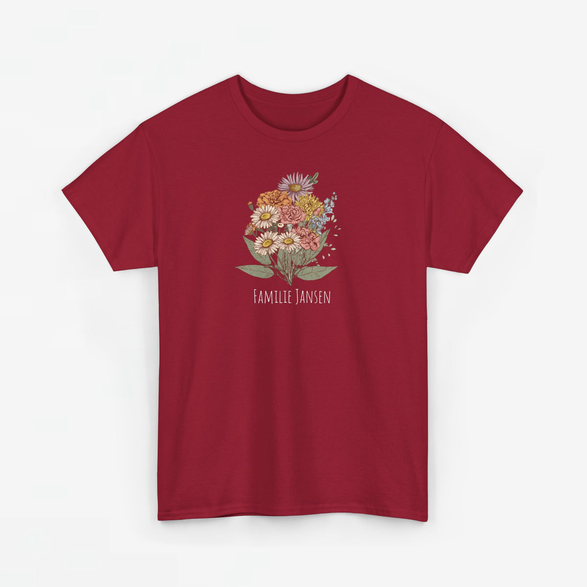 Rood T-shirt met bloemenboeketprint en 'FAMILIE JANSEN' op de borst