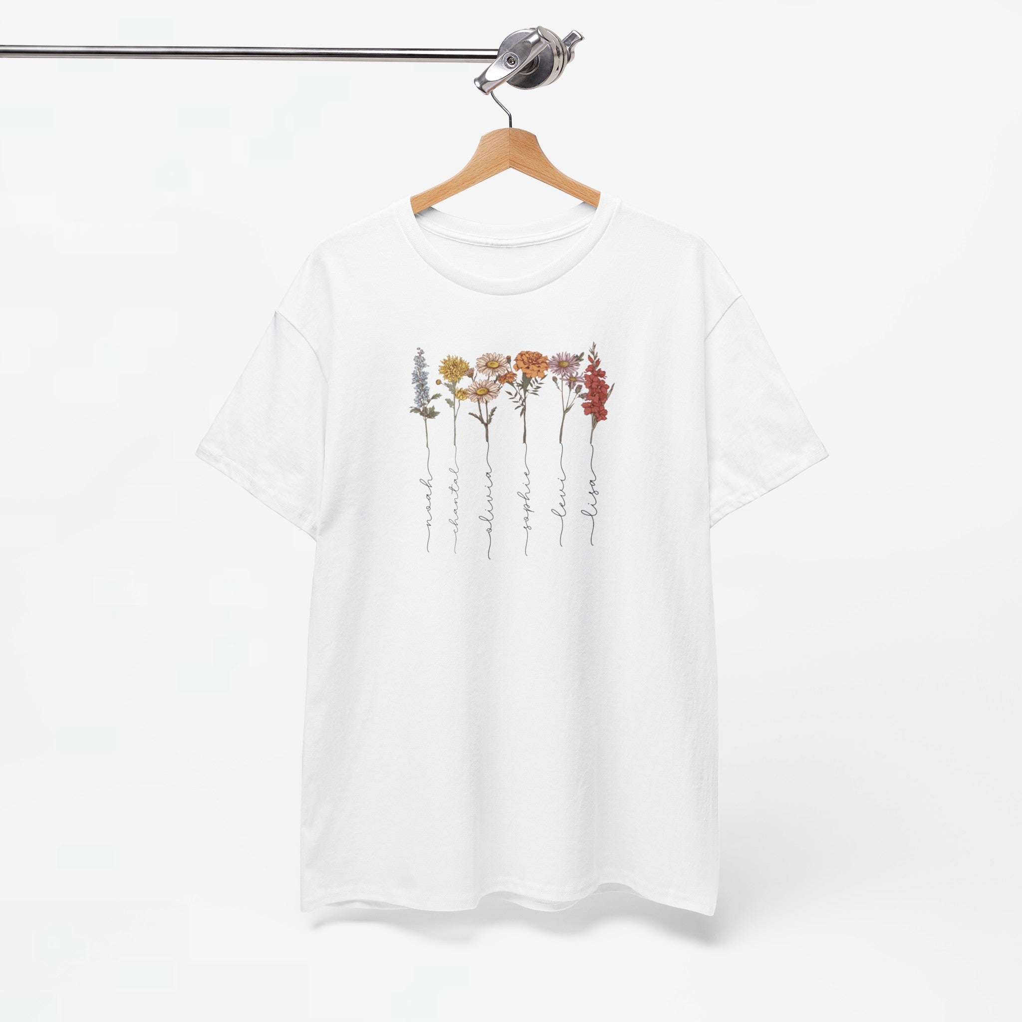 Gepersonaliseerde Moederdag Mama Cadeau - T-shirt - Geboortemaand bloemen met namen