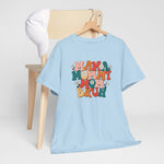 T-shirt lichtblauw met “MAM MOMMY BRUH”-print op de borst, opgehangen