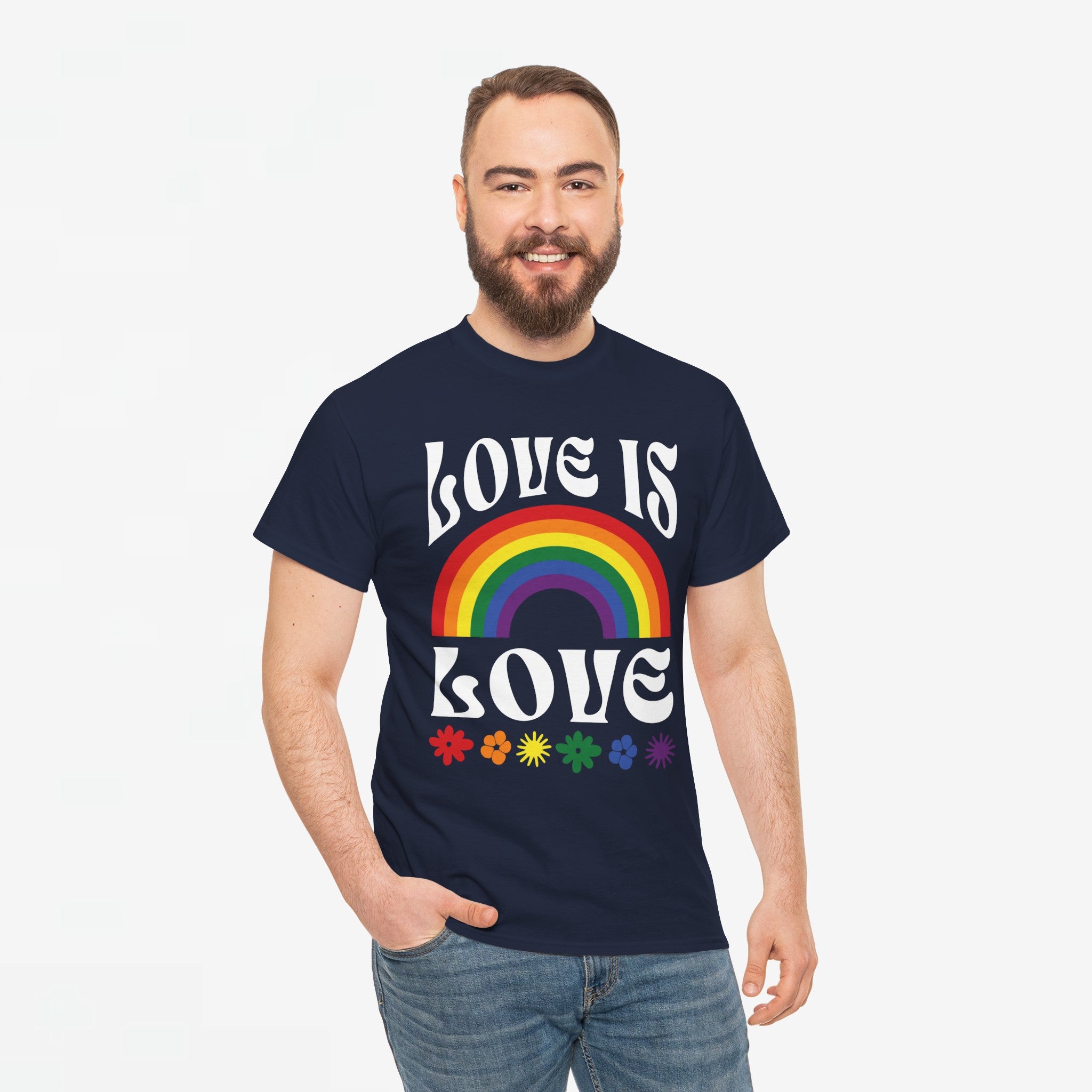 Gay Pride T-shirt - Love is love (witte tekst) - Oversized #54