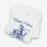 Wit T-shirt met blauwe print en kat op fiets, opgestapelde set