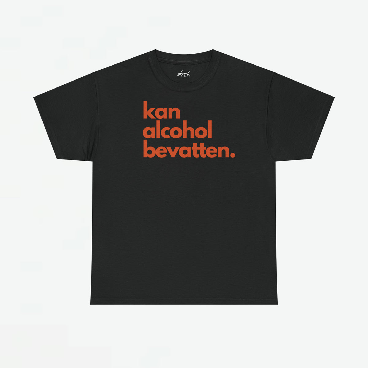 Zwart oversized T-shirt met rode voorprint 'kan alcohol bevattten.'