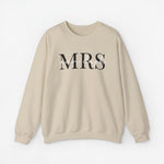 Gepersonaliseerde sweatshirt beige met opdruk “MRS” op de borst
