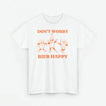 Wit T-shirt met frontprint “DON’T WORRY” en “BIER HAPPY” met bierfiguren in oranje.