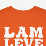 Oranje T-shirt met grote witte tekstprint 'LAM LEVE DE KONING' op borst