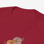 Rood T-shirt met ronde hals en deel van bloemenboeketprint onderaan