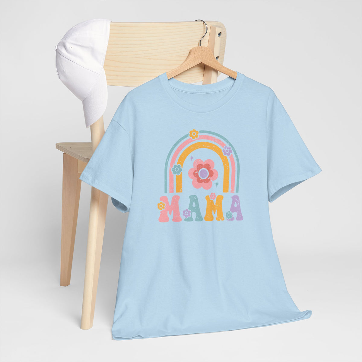 Lichtblauw T-shirt met regenboogboog bloemenprint en 'MAMA' opdruk