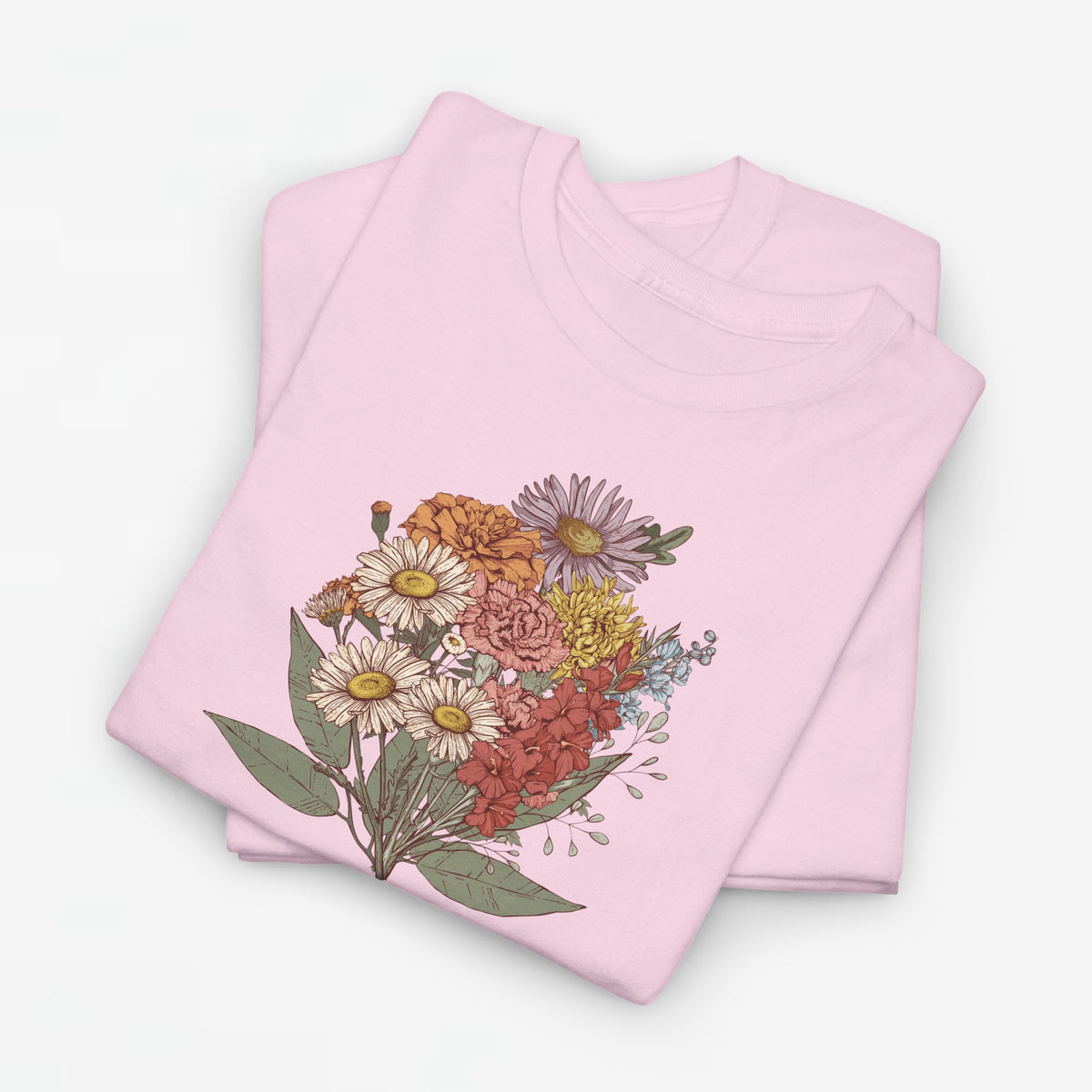Lichtroze t-shirt met bloemenboeketprint op de borst
