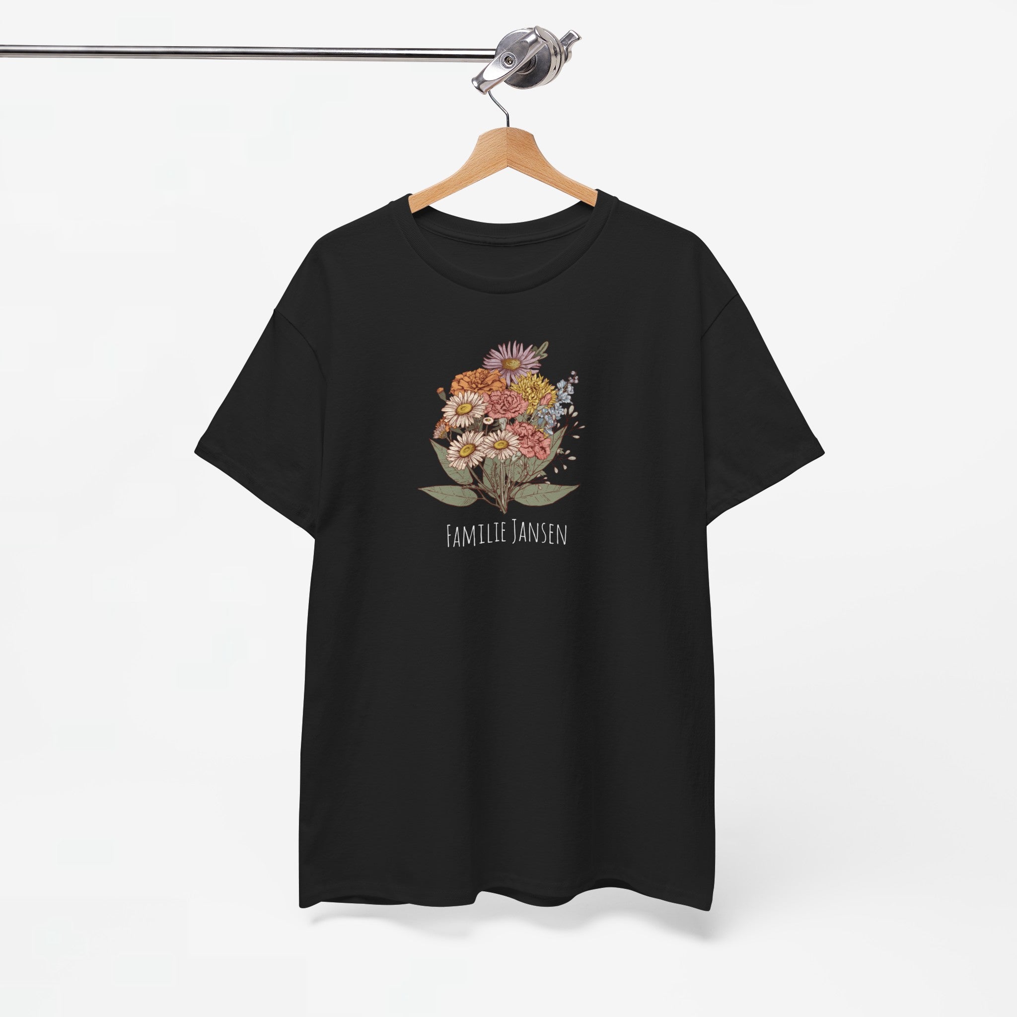 Gepersonaliseerde Moederdag Mama Cadeau - T-shirt - Familie Bloemen boeket met geboortemaand bloemen (witte tekst)