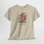 Beige T-shirt met bloemenboeket en kleine tekstprint op de borst