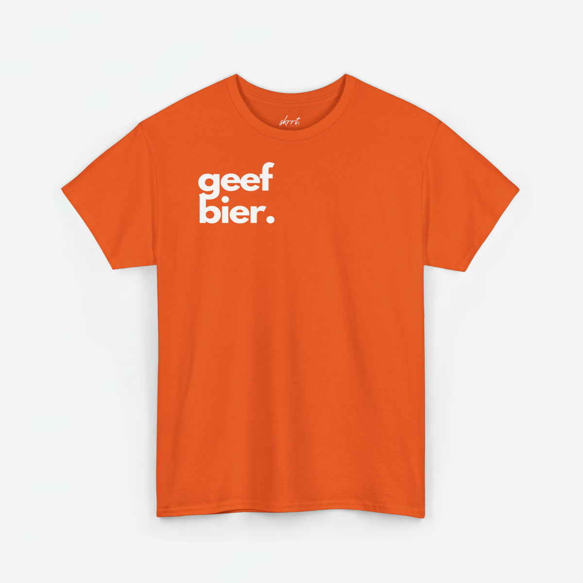 Oranje oversized t-shirt met ronde hals en witte 'geef bier.' voorprint