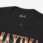 Zwart T-shirt halsboord met merklabel en “100% Cotton” tekst