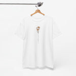 Wit T-shirt met ronde hals en bloemprint met slingerende tekstlijn