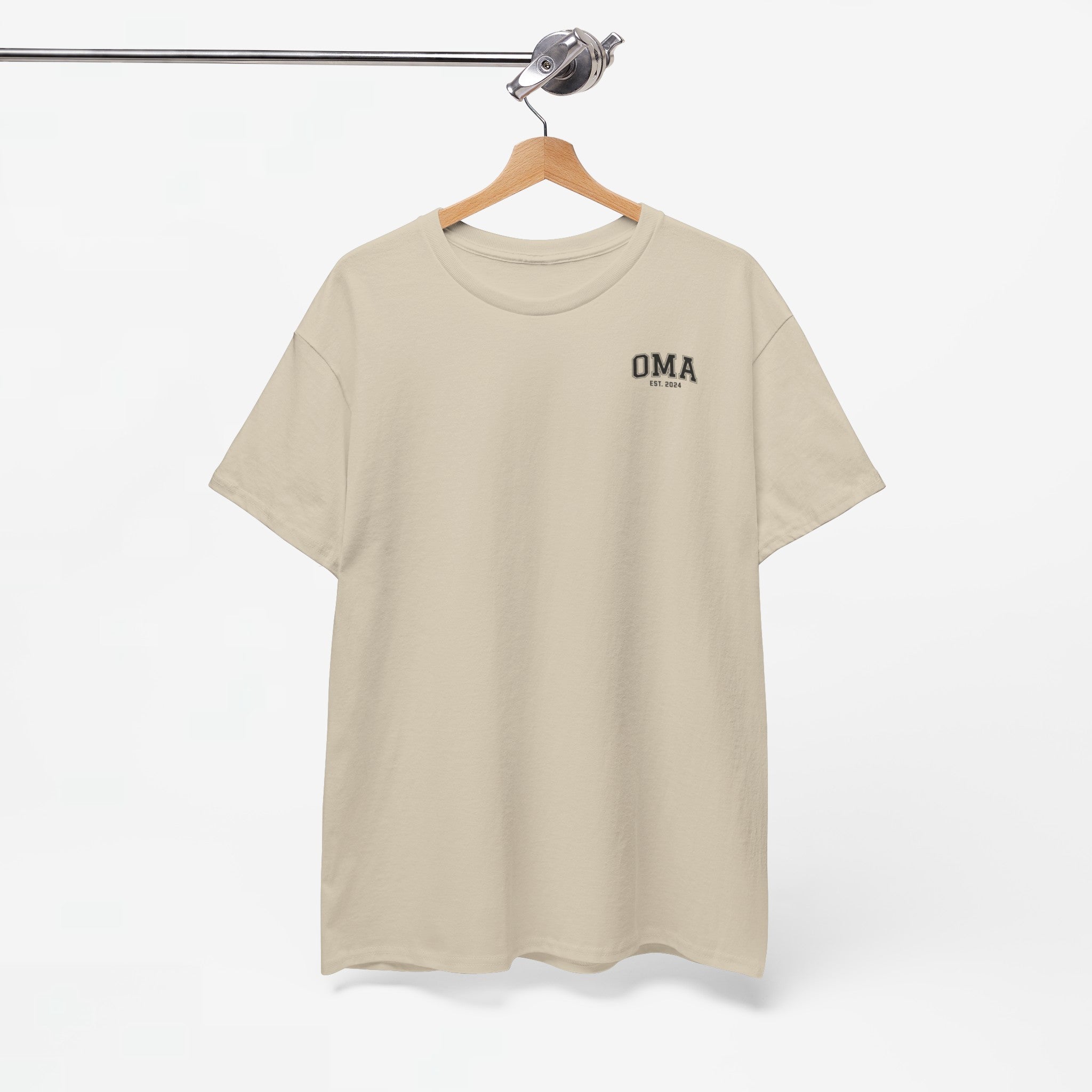 Gepersonaliseerde Moederdag Mama Cadeau - T-shirt - OMA kleine print - EST [Jaar]