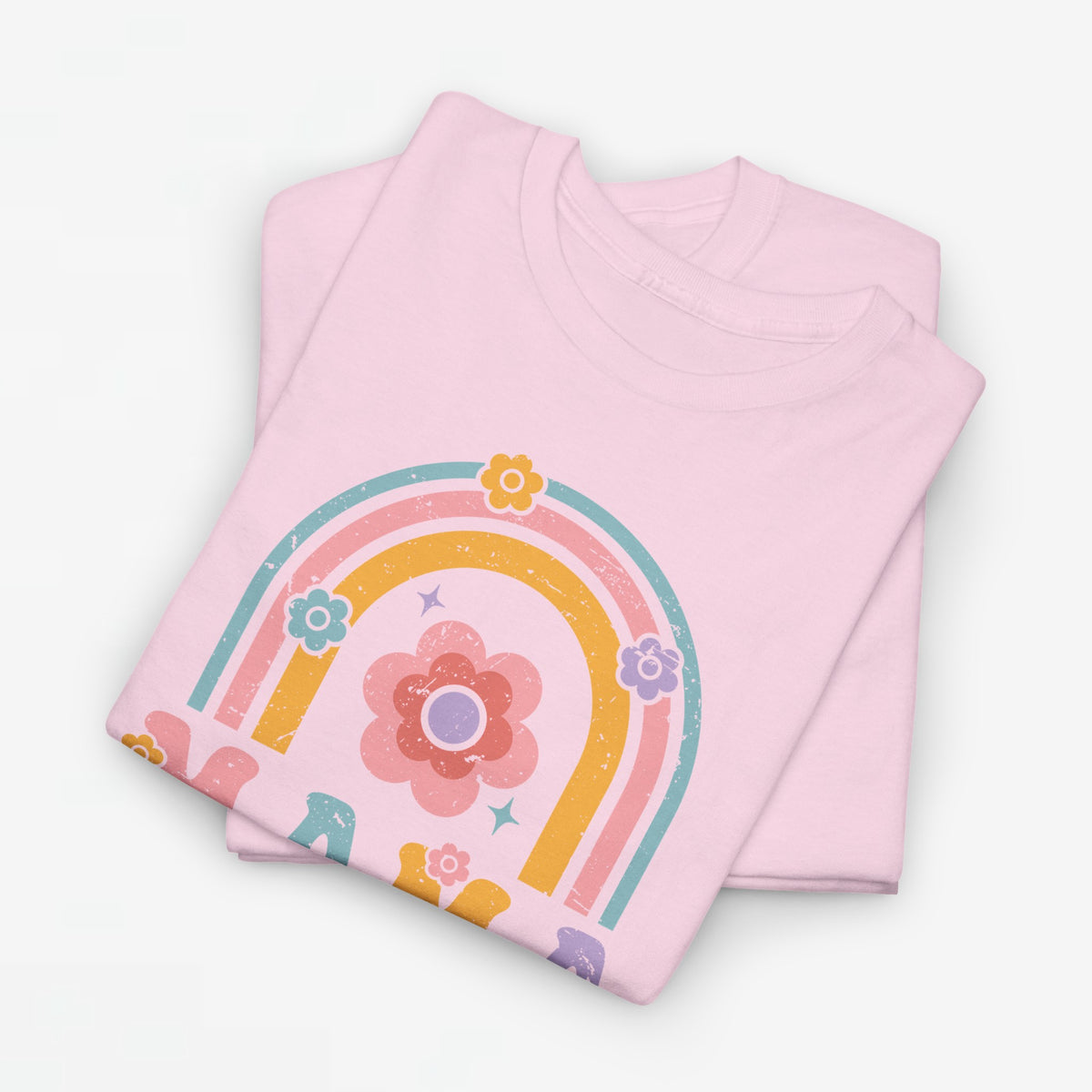 Lichtroze oversized T-shirt met regenboogprint en bloemdecoratie op de borst