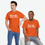 Oranje oversized T-shirt met voorop tekst 'dit is mijn drink shirt.'