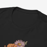 Zwart T-shirt met bloemenprint bij de halsuitsnede