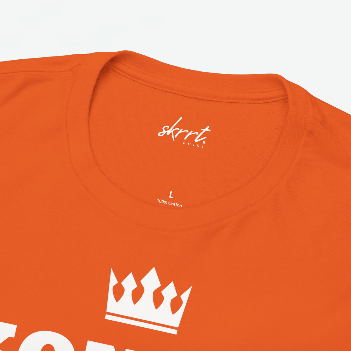 Oranje T-shirt met halslogo 'afrit' en witte kroonprint
