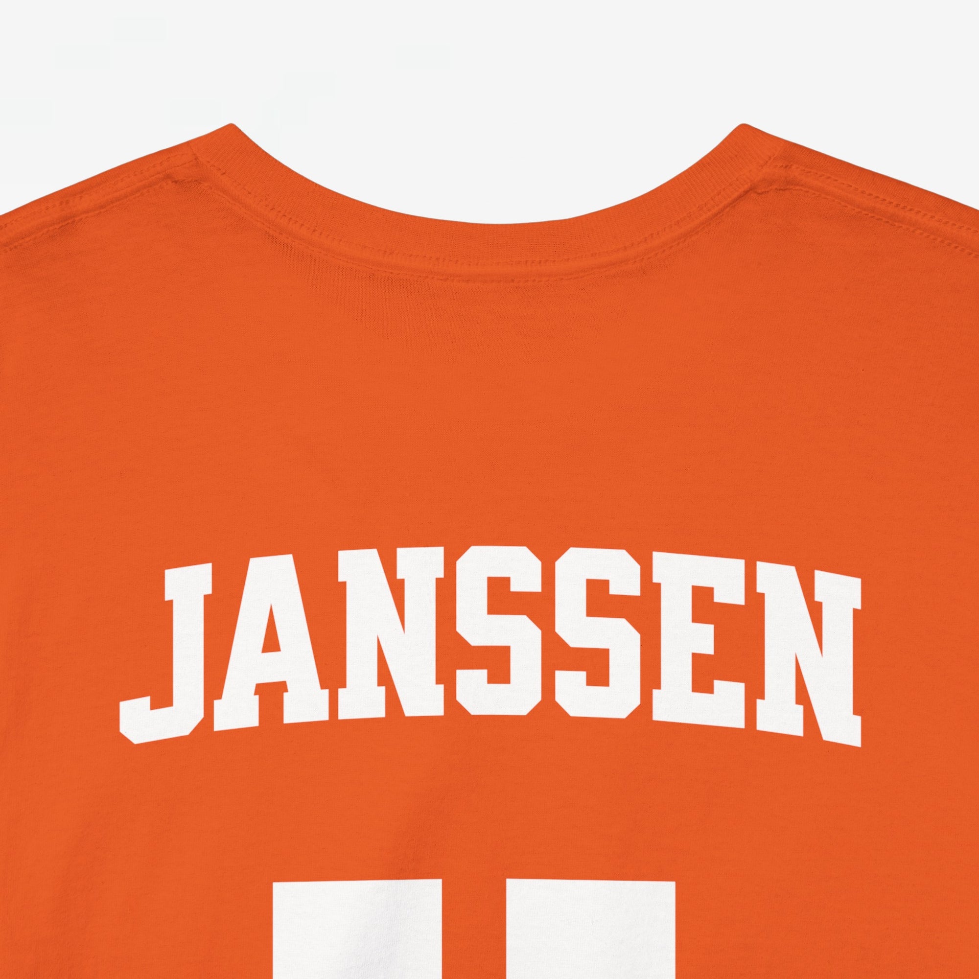Oranje T-shirt voor EK, WK en Koningsdag - Personaliseer met Naam & Rugnummer - Nederlandse Vlag (witte tekst)