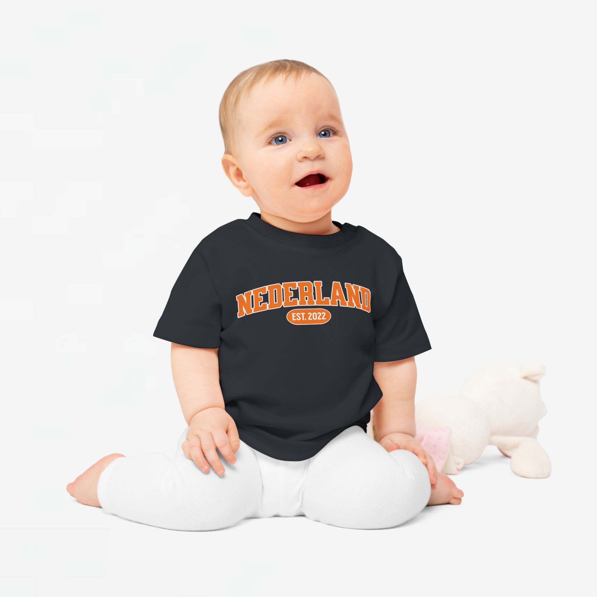 Baby T-shirt voor EK, WK en Koningsdag - Personaliseer met Naam, Jaar & Rugnummer - NEDERLAND