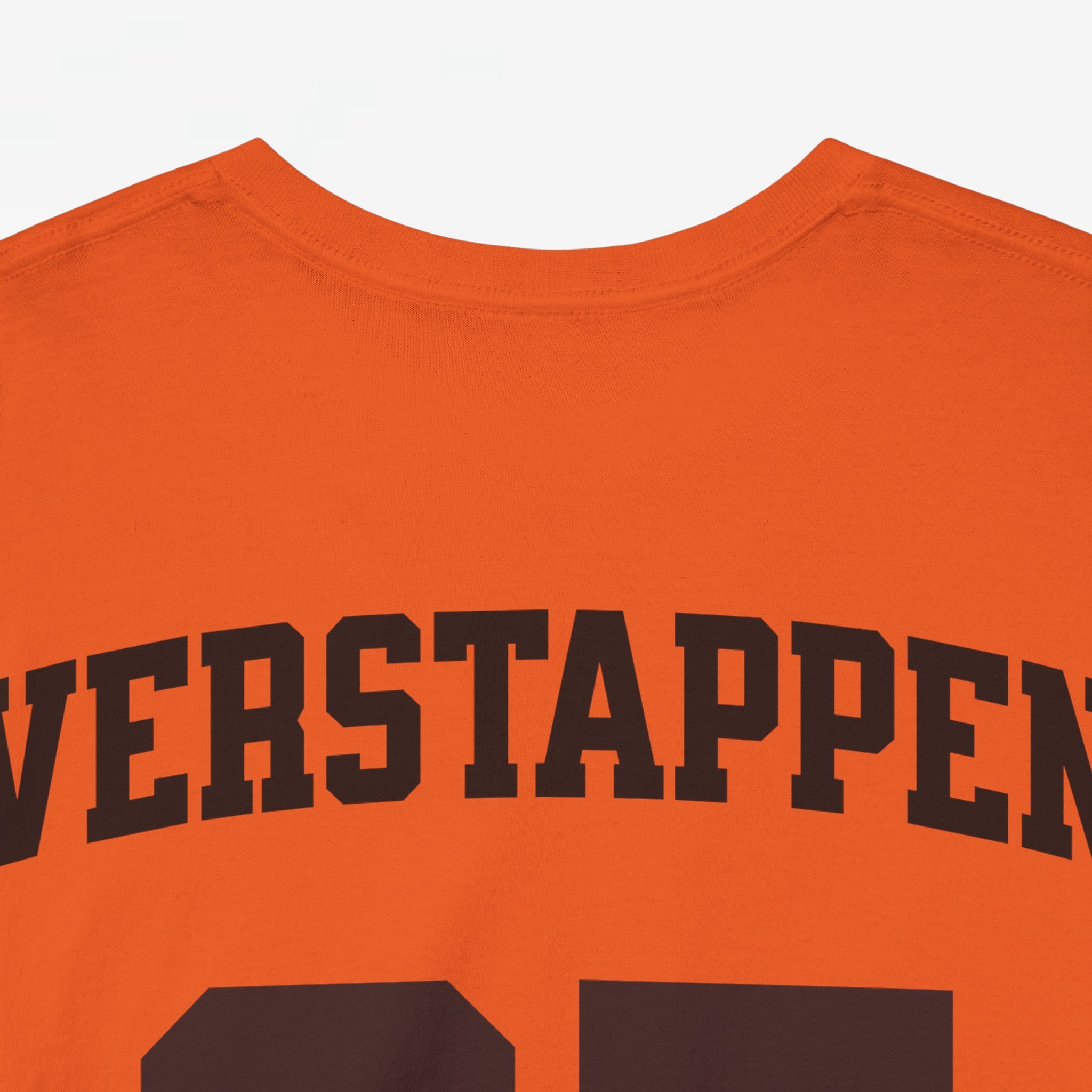 Oranje T-shirt voor EK, WK en Koningsdag - Personaliseer met Naam & Rugnummer - LEEUW (zwarte tekst)