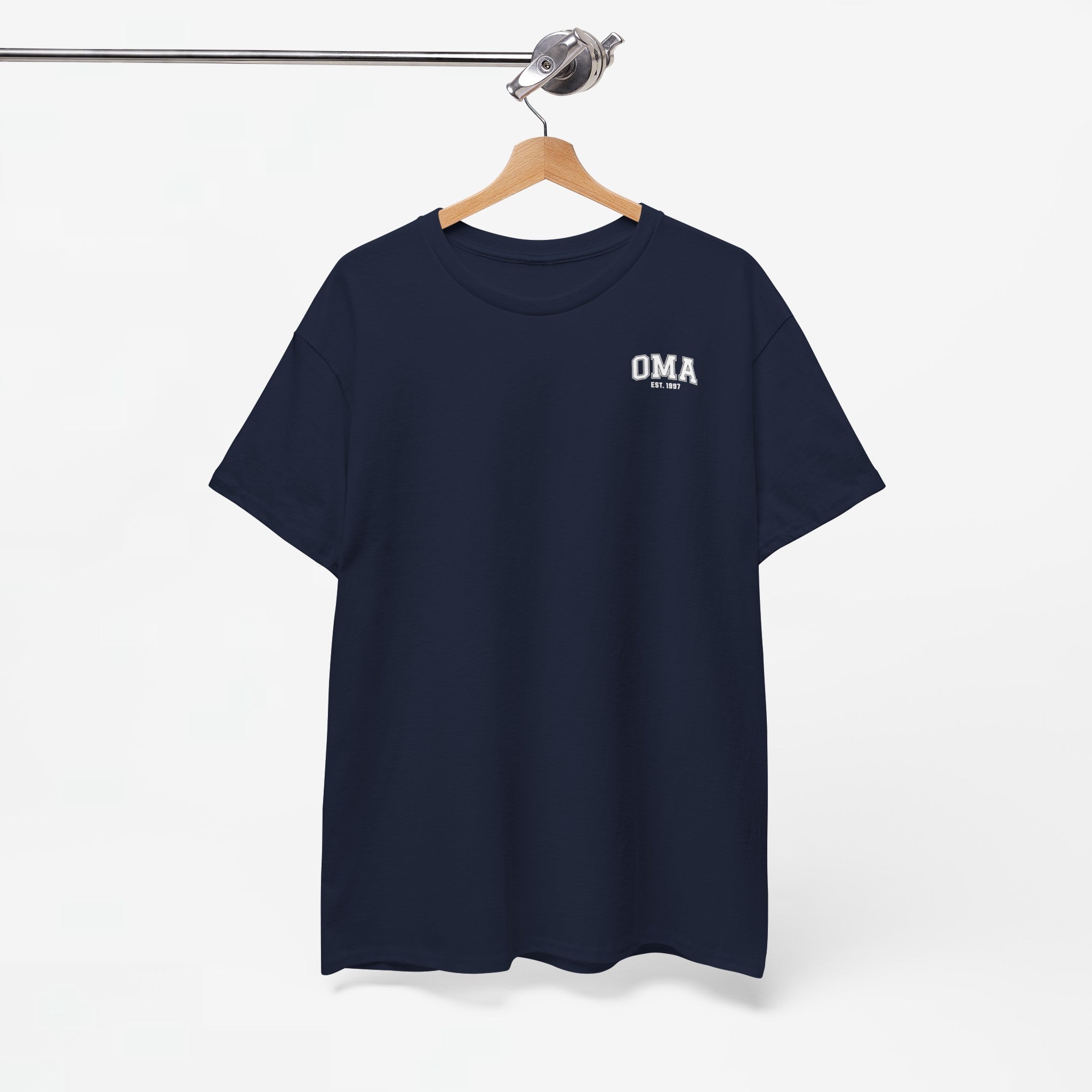 Gepersonaliseerde Moederdag Mama Cadeau - T-shirt - OMA kleine print - EST [Jaar]
