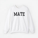 Witte sweater met opdruk 'MATE' en lange mouwen