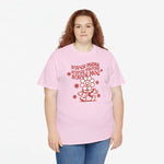 Roze oversized T-shirt met rode opdruk “Super mama, super vrouw, super moe” en ronde hals
