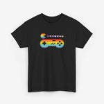 Zwarte t-shirt met regenboog gamecontroller en kleine hartjes opdruk
