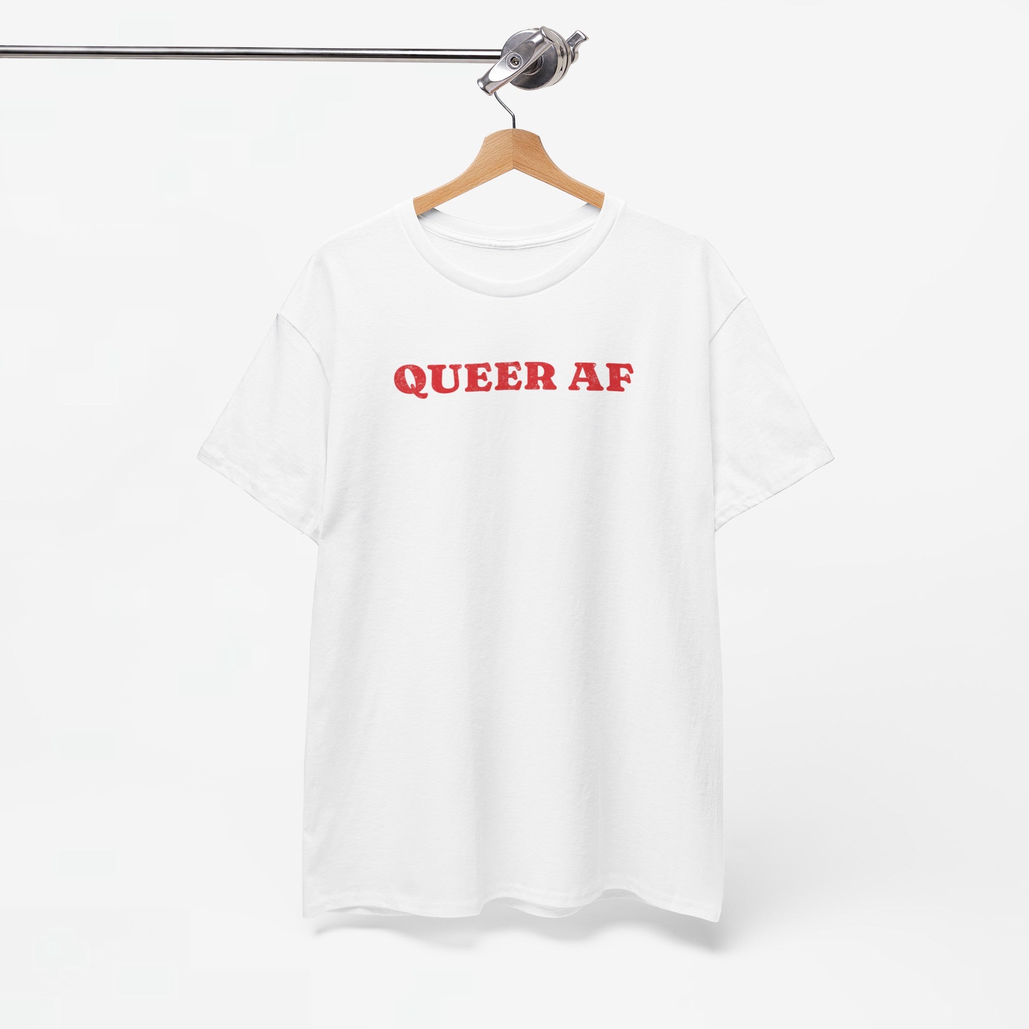 Gay Pride T-shirt - Queer AF - Oversized Tee